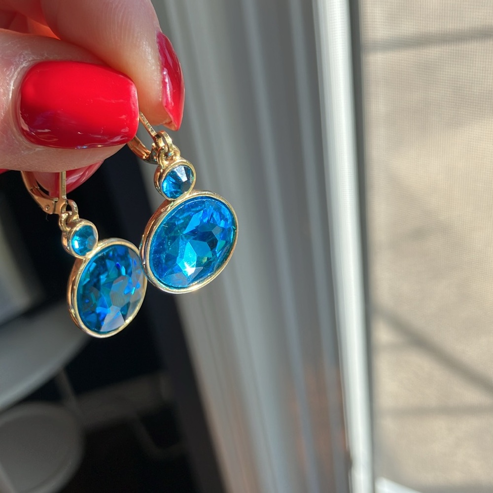 Joan Rivers turquoise blue crystal drop earrings